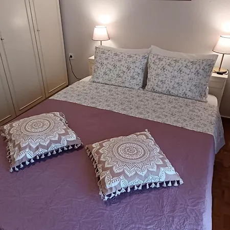 Mama΄s Apartment *