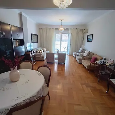 Mama΄s Apartment