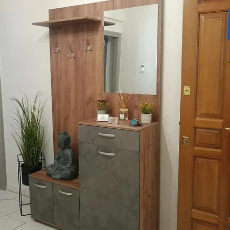 Mama΄s Apartment Kavala
