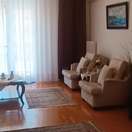 Mama΄s Apartment Kavala