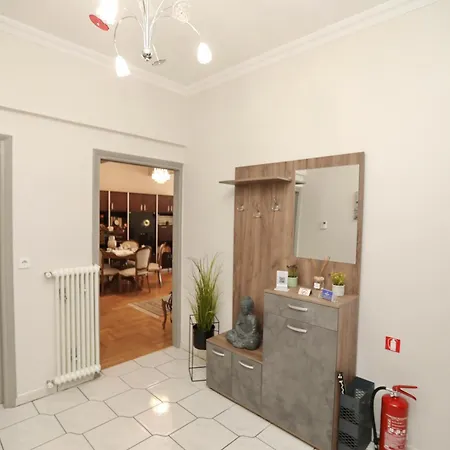 Mama΄s アパート カヴァラ