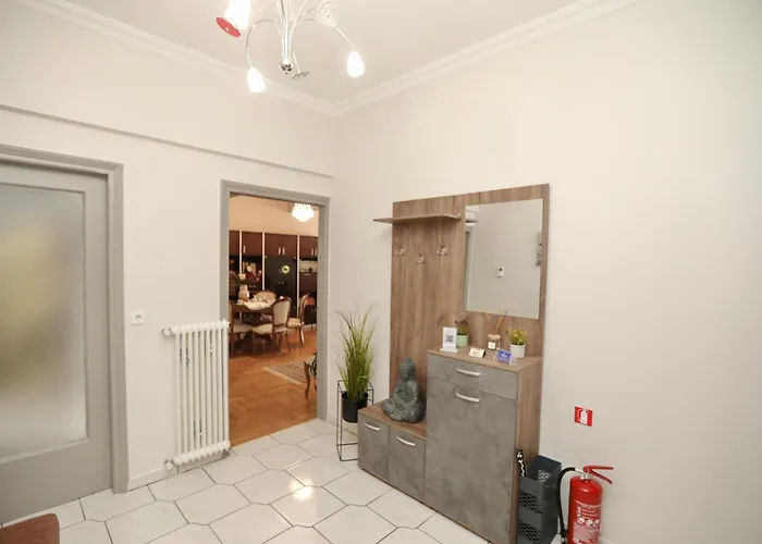 Mama΄s Apartment Kavala